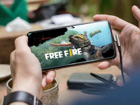 FREE FIRE கேமிங்காக உயிரை மாய்த்துக் கொண்ட சிறுவன்...மன உடைச்சலில் எடுத்த விபரீத முடிவு!!