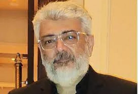 ’அஜித் 61’ படத்திலும் விடாத ‘V' செண்டிமெண்ட்? படத்தின் டைட்டில் ’வ’ வில் தொடங்குகிறதா?