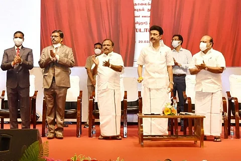 வண்டலூரில் தனியார் வேலைவாய்ப்பு முகாமை தொடக்கி வைத்தார் முதல்வர்!!