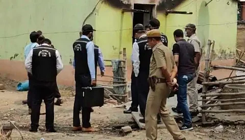 பிர்பும் வன்முறை .. என்ன விவகாரம்..? ஐஜி தலைமையிலான சிபிஐ போலீசார் இன்று விசாரணை!!