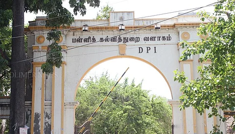 "பொய்யி.. பொய்யி".. 5ஆம் வகுப்பு வரை இறுதித் தேர்வு உண்டாம் பா - பள்ளிக்கல்வித்துறை அறிவிப்பு