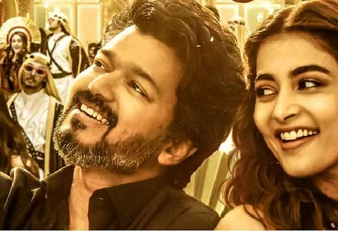 பீஸ்ட் படத்தின் கதையை கசியவிட்ட அமெரிக்க திரையரங்கு...! முழு கதை இதுதானா..?
