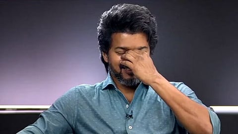 பீஸ்டா..? பூவே உனக்காகவா..? உங்களுக்கு எந்த விஜய் வேண்டும்? நெல்சனிடம் கேள்வி எழுப்பிய விஜய்..!