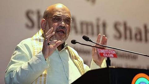 நாட்டின் ஆட்சி மொழியே அலுவல் மொழியாக இருக்க வேண்டும்... இனி ஆங்கிலத்திற்கு மாற்றாக இந்தியை பேச வேண்டும் - அமித் ஷா!