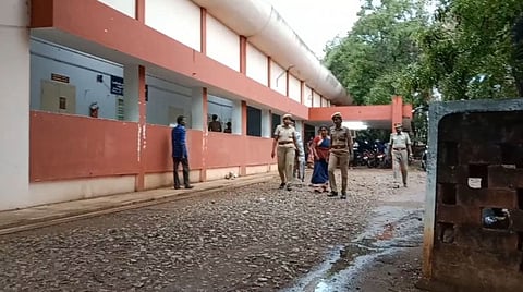 13 வயது சிறுவனுக்கு பாலியல் தொந்தரவு கொடுத்து வந்த பெண்ணுக்கு 5 ஆண்டு சிறை!!