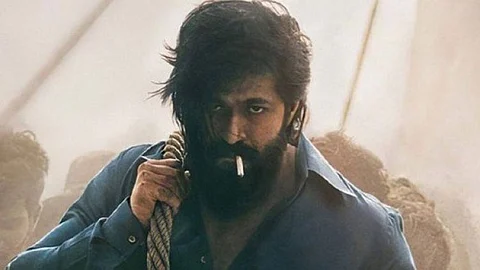 ”கே.ஜி.எப் 2” எனது மகனின் கதை? திடீரென்று எழுந்த குற்றச்சாட்டால் அதிர்ச்சியடைந்த படக்குழுவினர் ?