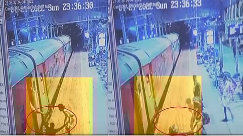 ரயிலில் இருந்து தவறி விழுந்த பயணியை துரிதமாக செயல்பட்டு காப்பாற்றிய பெண் காவலர்!!