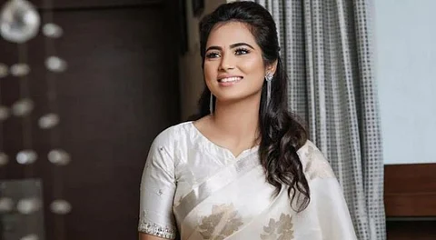 திருமணம் குறித்து கேள்வி கேட்ட ரசிகர்? மனம் திறந்து ஒப்பனாக பதிலளித்த ரம்யா பாண்டியன்!!