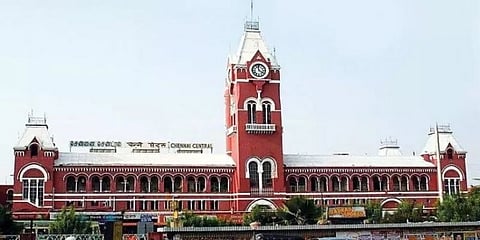 சென்னை சென்ட்ரல் ரயில் நிலையத்திற்கு உரிய ஆவணங்கள் இன்றி கொண்டு சென்ற ரூ.53 லட்சம் பறிமுதல்!!