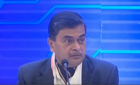 தமிழகம், பஞ்சாப் உள்ளிட்ட 4 மாநில அதிகாரிகளுடன் மத்திய மின்துறை அமைச்சர் முக்கிய ஆலோசனை