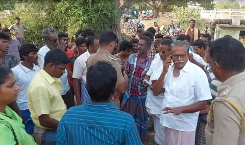 நரிக்குறவர்களுக்கு ஒதுக்கபட்ட இடுகாடு ஆக்கிரமிப்பு - உயிரிழந்தவர்களின் உடல்களை புதைக்க முடியாத அவல நிலை!
