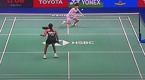 தாய்லாந்து ஓபன் பேட்மிண்டன் அரையிறுதி போட்டியில் பி.வி.சிந்து அதிர்ச்சித்தோல்வி!