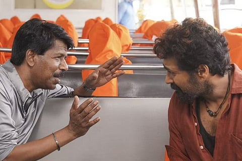 சூர்யா - பாலா மோதல்... ஒரே புகைப்படத்தால் வதந்திக்கு முற்றுபுள்ளி வைத்த நடிகர் சூர்யா..!