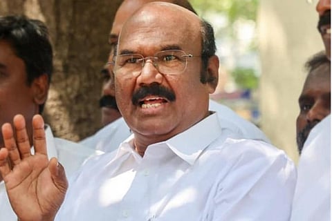ஆட்சியர்களின் தலையீடு இருந்தால் காவல்துறை எப்படி சுதந்திரமாக செயல்பட முடியும்? - ஜெயக்குமார் கேள்வி