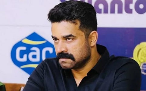 பாலியல் புகாரில் மலையாள நடிகருக்கு முன்ஜாமீன் - துபாயில் பதுங்கியிருந்த விஜய் பாபு கொச்சி வருகை!!