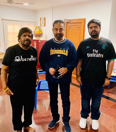 நலமுடன் திரும்பி வாரும் சகோதரரே! டி.ராஜேந்தரை சந்தித்து நலம் விசாரித்தார் கமல்ஹாசன்..!