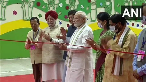 பிரகதி மைதானம் ஒருங்கிணைந்த போக்குவரத்து வழித்தட திட்டத்தை திறந்து வைத்தார் பிரதமர் மோடி!