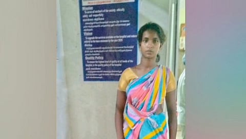 முயலை குறி பார்த்து துப்பாக்கிச்சூடு நடத்திய மர்மநபர்கள்... மாறுதலாக பெண் மீது சுட்டு படுகாயம்!