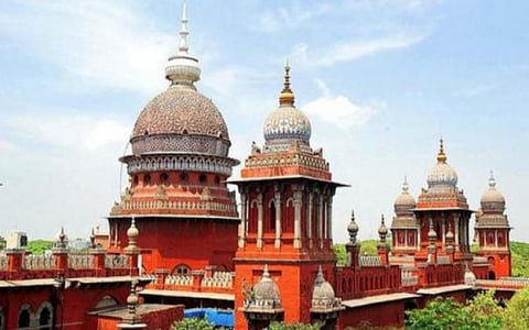 கோயில் நிலங்கள் ஆக்கிரமிப்பு: இந்து சமய அறநிலையத்துறை தூங்கிக்கொண்டிருப்பதாக சென்னை உயர்நீதிமன்றம் அதிருப்தி!