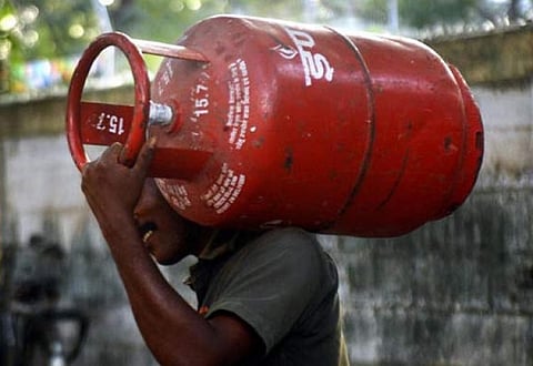 மத்திய அரசை விமர்சித்து முரசொலி நாளிதழில் கட்டுரை...!