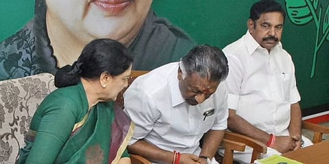சசிகலாவிற்கு சாதகமாகுமா இபிஎஸ்-ன் வாதம்..?