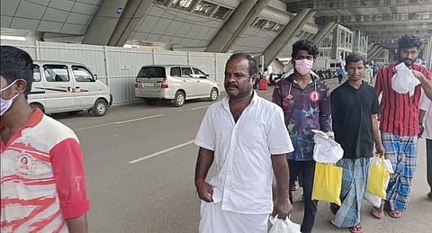 சிறையிலிருந்து விடுதலையான தமிழ்நாட்டு மீனவர்கள் சென்னை வந்தனர்!