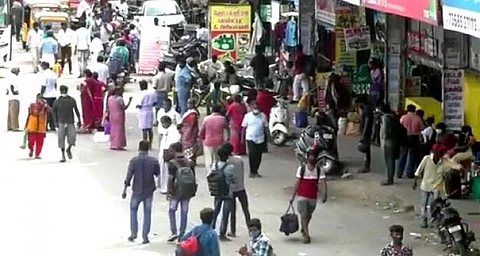 மாலைமுரசு செய்தி எதிரொலி.. பெருங்களத்தூரில் சுத்தமான கழிவறைகள்.. மகிழ்ச்சி அடைந்த பயணிகள் மற்றும் பொதுமக்கள்!!