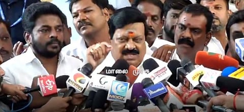 யார் உண்மையான அதிமுக கட்சி? ஓ.பி.எஸா? அல்லது ஈ.பி.எஸா?