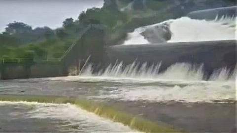 திண்டுக்கல்: தொடர்ந்து பெய்து வரும் மழை.. கரையோர மக்களுக்கு வெள்ள அபாய எச்சரிக்கை!!