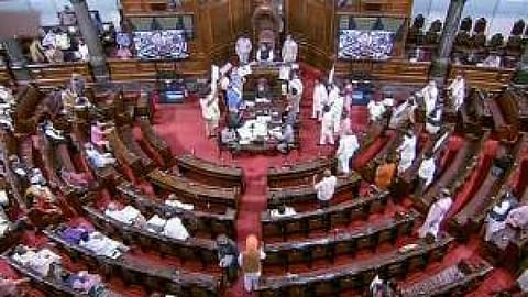 மகளிர் இடஒதுக்கீடு மசோதா :  மக்களவையில் காரசார விவாதம்..!