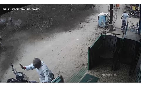 கோவையில் வெடித்து சிதறிய எரிவாயு குழாய்கள்! விபத்தின் சிசிடிவி காட்சிகள் வெளியீடு!