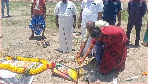 ஸ்ரீமதி உடல் அடக்கம் செய்யப்பட்ட இடத்தில் மரக்கன்று நடப்பட்டது!