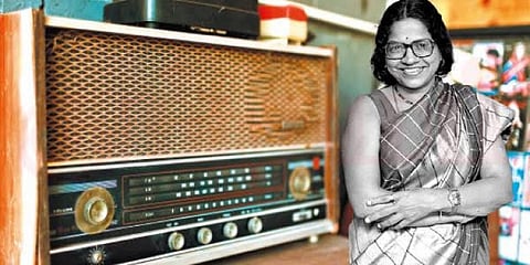 வானொலியில் தொடங்கிய குரல்...நேற்றோடு நின்றுவிட்டது...!