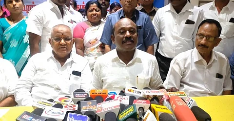 வியாபாரிகள் புகார்கள் மீது நடவடிக்கை இல்லை...விக்ரமராஜா அதிருப்தி!