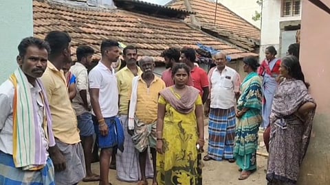"தாய் பாசம்" தன் உயிரை பணயமாக வைத்த மகன்.. சோகத்தில் மூழ்கிய கிராமம்!