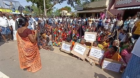 பரந்தூரில் கருப்பு கொடி ஏந்தி மக்கள் போராட்டம்...கிராம மக்களின் கோரிக்கையை அரசு ஏற்குமா?