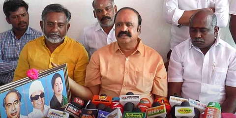 துரோகியுடன் உள்ளவர்கள் துரோகிகள் அல்ல..! ஈபிஎஸ் மற்றும் முன்னாள் அமைச்சர்கள் சிறை செல்வது உறுதி..!