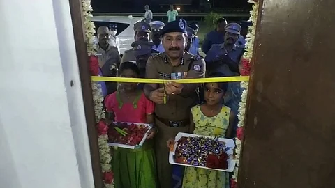 சாலை விபத்துக்களை குறைக்க புதிய காவல் உதவி மையம்...! திறந்து வைத்த காவல் ஆணையர்..!