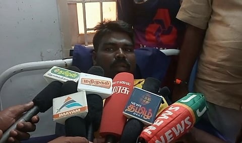 காரைக்கால் மீனவர்கள் மீது கொடூர தாக்குதல்…இலங்கை கடற்படை அட்டூழியம்!