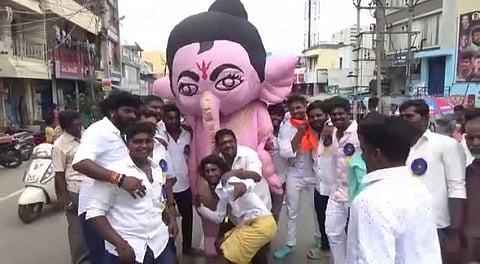 எம்மதமும் சம்மதம்!!! மனதை உருக்கிய சம்பவம்!!!