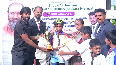 சிலம்பத்தில் மேலும் ஒரு சாதனை!!!