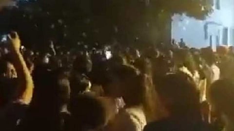 மாணவிகளின் வீடியோ சர்ச்சை...சிபிஐ விசாரணை நடத்த கோரிக்கை!