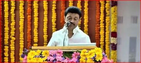 ”சட்டம் தாண்டிய சமூகத்தையும் மாணவர்கள் படிக்க வேண்டும்” - மு.க.ஸ்டாலின்