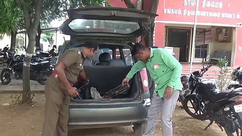 போதை பொருள் கடத்திய தம்பதிகள்..! வசமாக சிக்கிய சம்பவம்...!