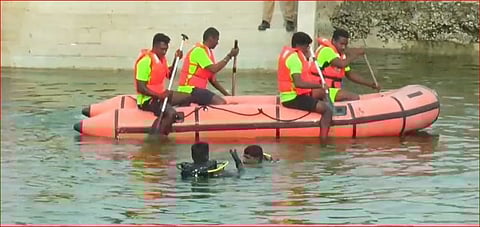 தீயணைப்பு வீரர்கள் ஒத்திகை நிகழ்ச்சி!