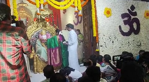 சாய் பாபா கோவிலில் துர்கா ஸ்டாலின்...