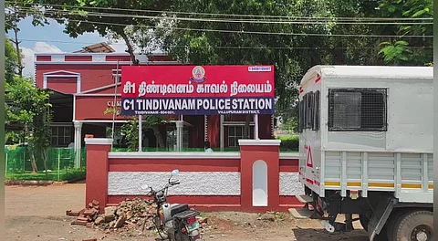 ஆன்லைன் லாட்டரி விற்பனையில் ஈடுபட்ட பட்டதாரி இளைஞர்...! கைது செய்த போலீசார்...!