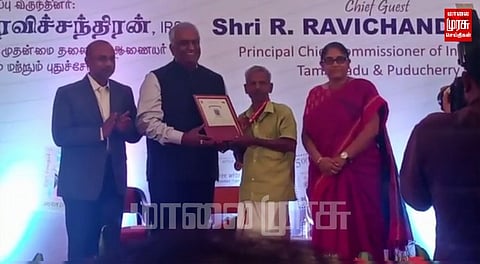 அடர்ந்த வனப்பகுதியில் தபால் சேவை... “டாக் சேவா” விருதுடன் கௌரவித்த நெகிழ்ச்சி சம்பவம்...