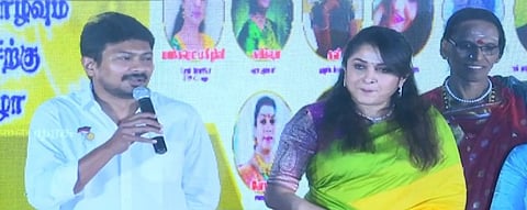 " அடையாள அட்டையின் பயன்களை திருநங்கைகள் தான் ..." - உதயநிதி ஸ்டாலின்