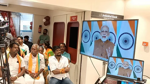 டிஜிட்டல் வங்கி அலகை வீடியோ கான்ப்ரன்சிங் மூலம் திறந்து வைத்த பிரதமர்...